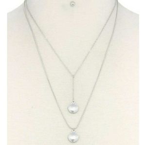 *NEW* Seashell layered necklace